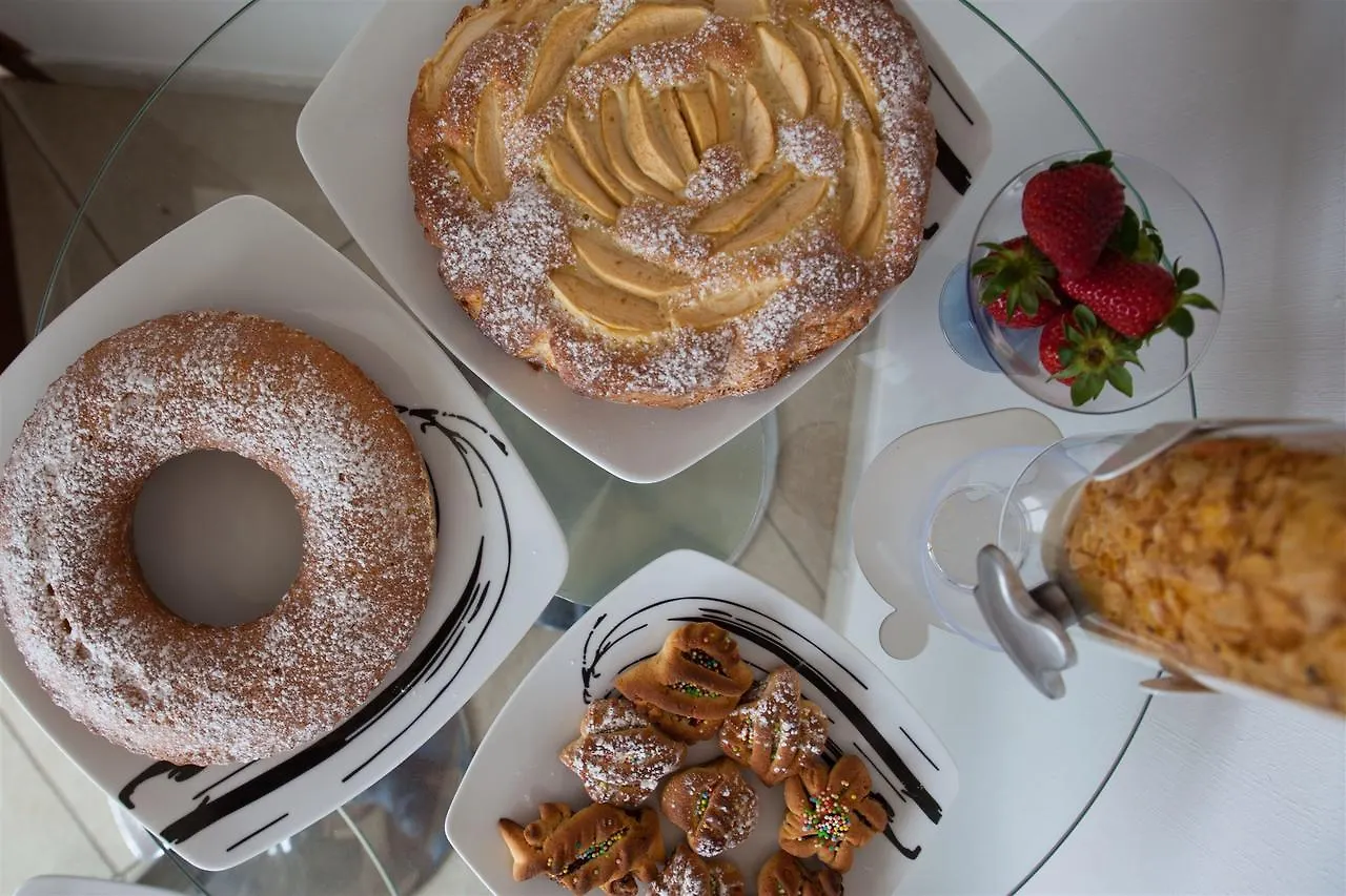 Bed and Breakfast Kristal à San Vito Lo Capo Couette-café